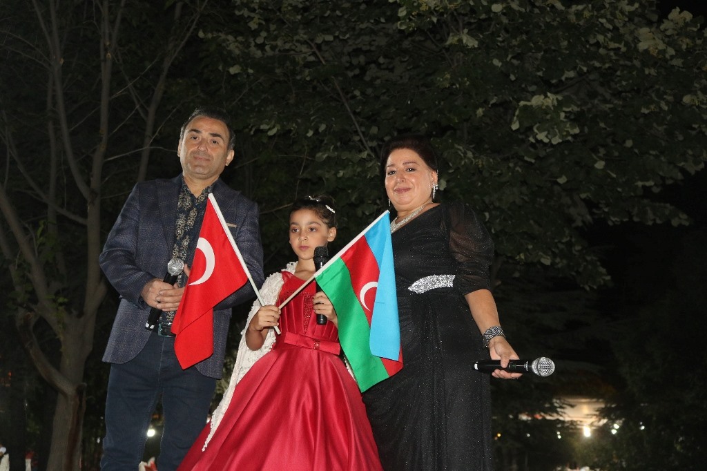 BOLVADİN KAYMAK VE EBER GÖLÜ FESTİVALİ TAM GAZ DEVAM EDİYOR