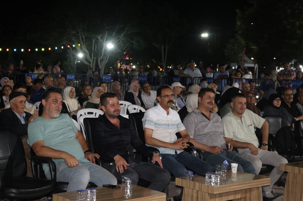 BOLVADİN KAYMAK VE EBER GÖLÜ FESTİVALİ TAM GAZ DEVAM EDİYOR