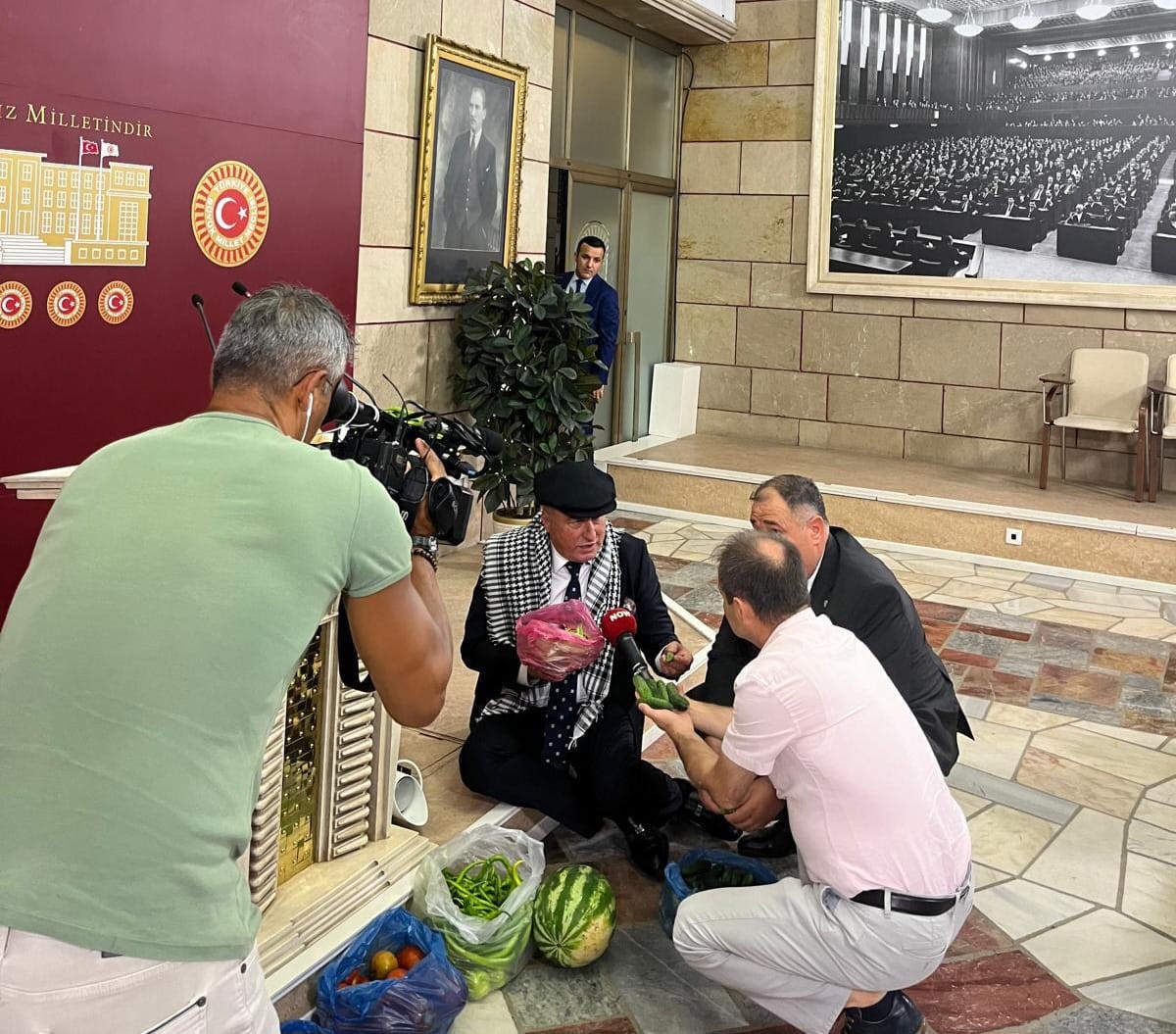 İYİ Partili Olgun Vatandaşın Sesini Duyurmaya Devam Ediyor