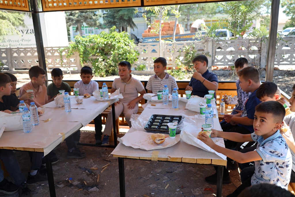 KUR'AN KURSU ÖĞRENCİLERİ ETKİNLİKTE BULUŞTU