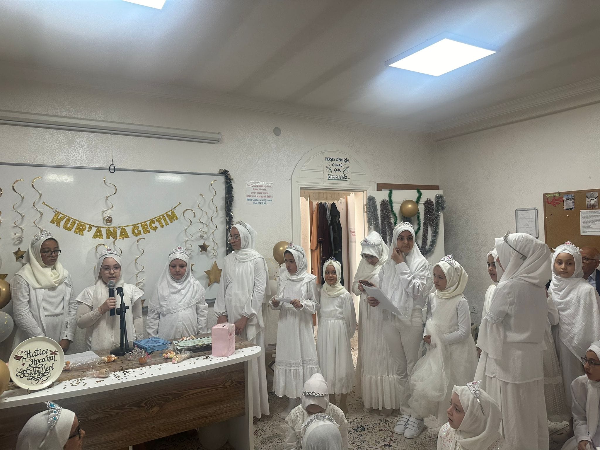 Merkez Huriye Ekici Kur'an Kursu'nda Yaz Kursları Kapanış Programı Düzenlendi