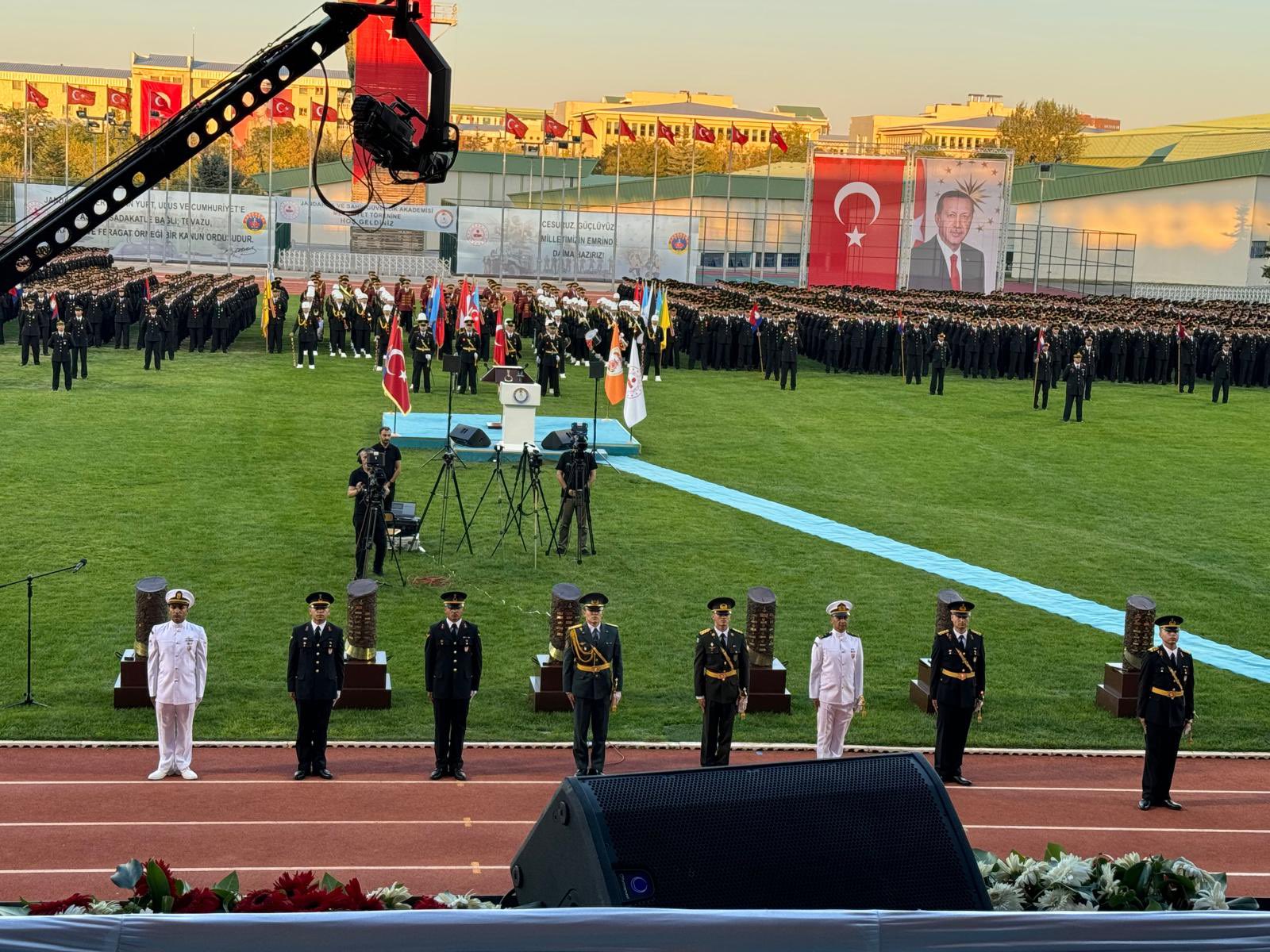 ARSLAN, JANDARMA VE SAHİL GÜVENLİK AKADEMİSİ MEZUNİYET TÖRENİNE KATILDI