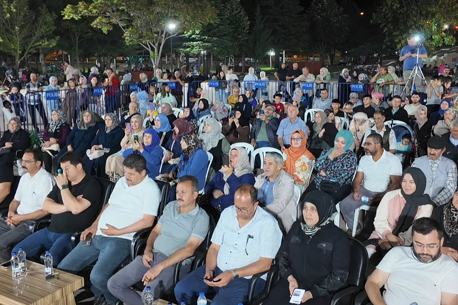 33. KAYMAK VE EBER GÖLÜ FESTİVALİ TÜM HIZIYLA DEVAM EDİYOR