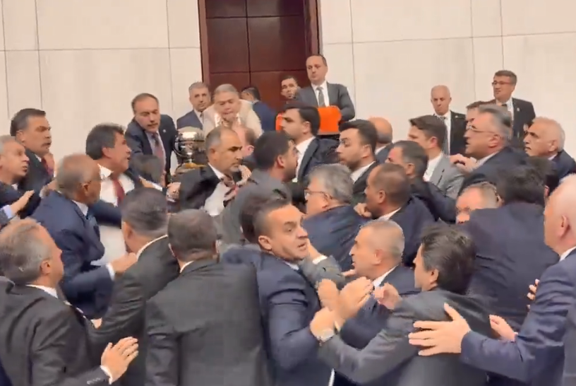 TBMM’de Gerginliği Yatıştırmak Milletvekili Dr. Arslan’a Kaldı!