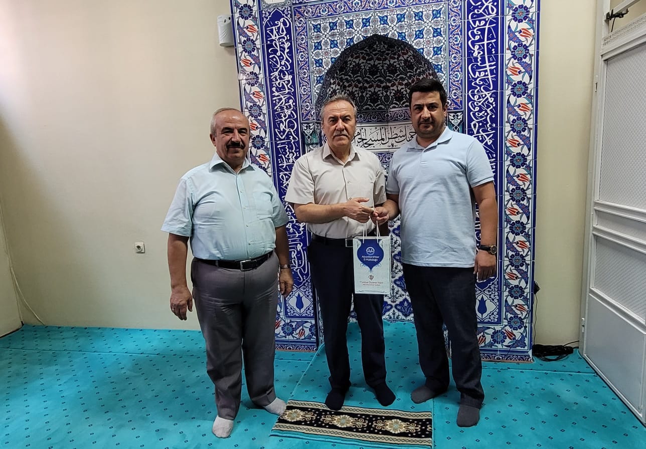 Salar Erkek Hafızlık Kursu Öğreticisi, Hafızlık Yarışmasında Bölge Üçüncüsü Oldu