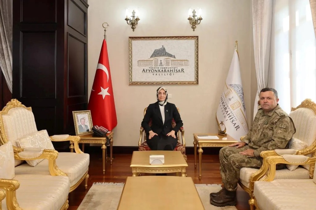 TUĞGENERAL NUMAN YÖNER'DEN VALİ YİĞİTBAŞI'NA VEDA ZİYARETİ!