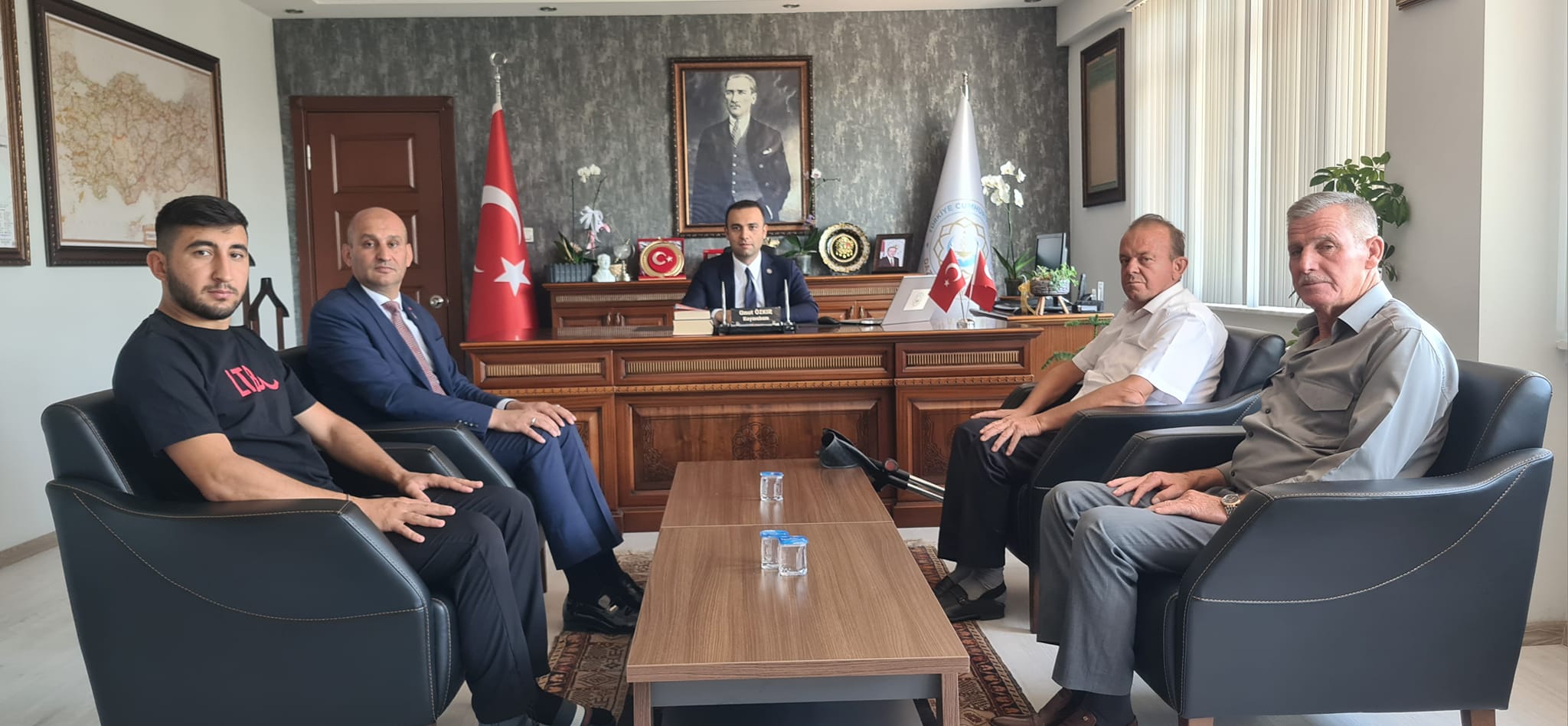 Kumartaşlı ve Ekibi Kaymakam Özkır’ı Ziyaret Etti