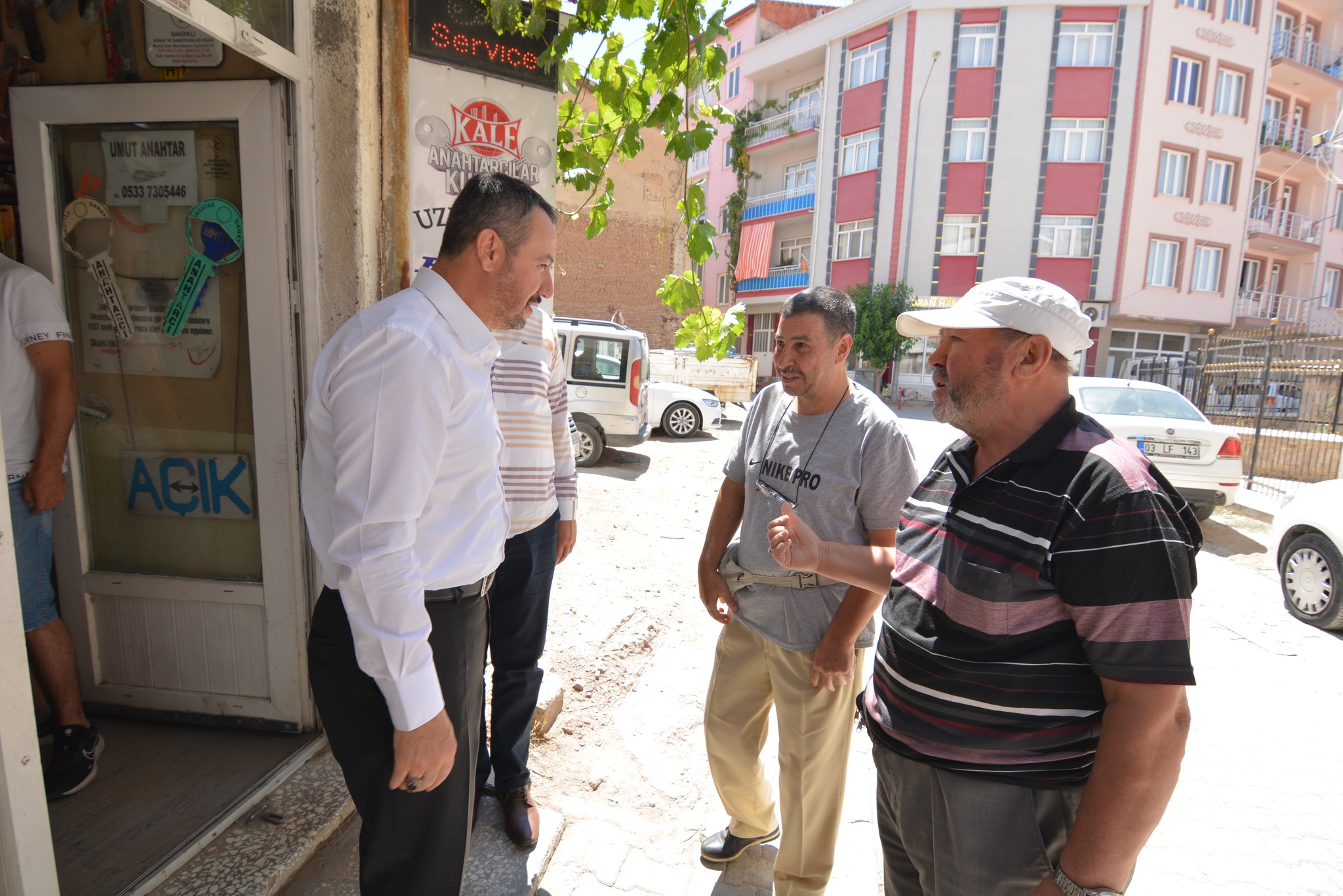 Başkan Öztaş, Esnaf Ziyaretlerine Devam Ediyor