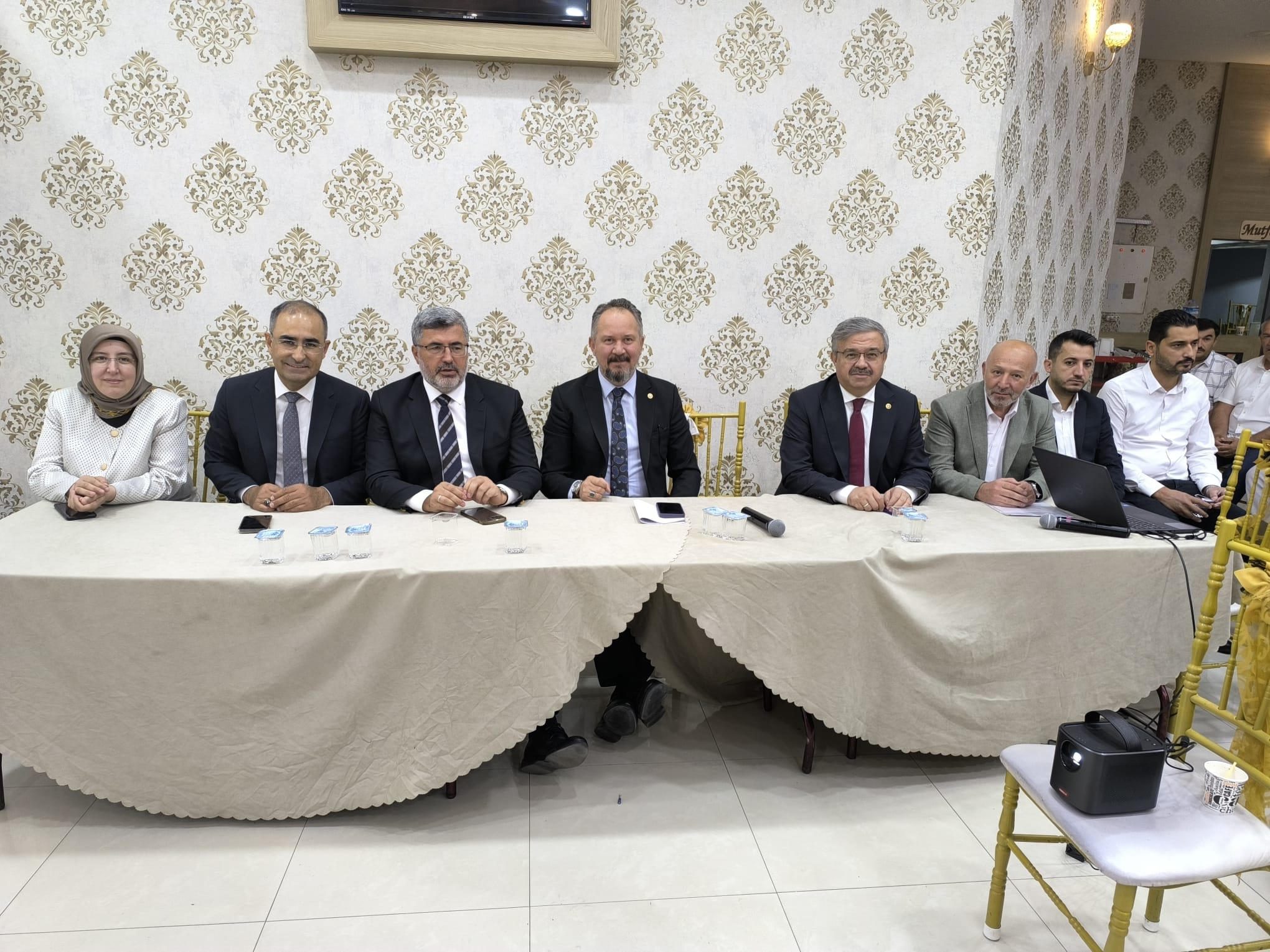 Afyon AK Parti Teşkilatı 90. İl Danışma Meclisi İçin Toplandı