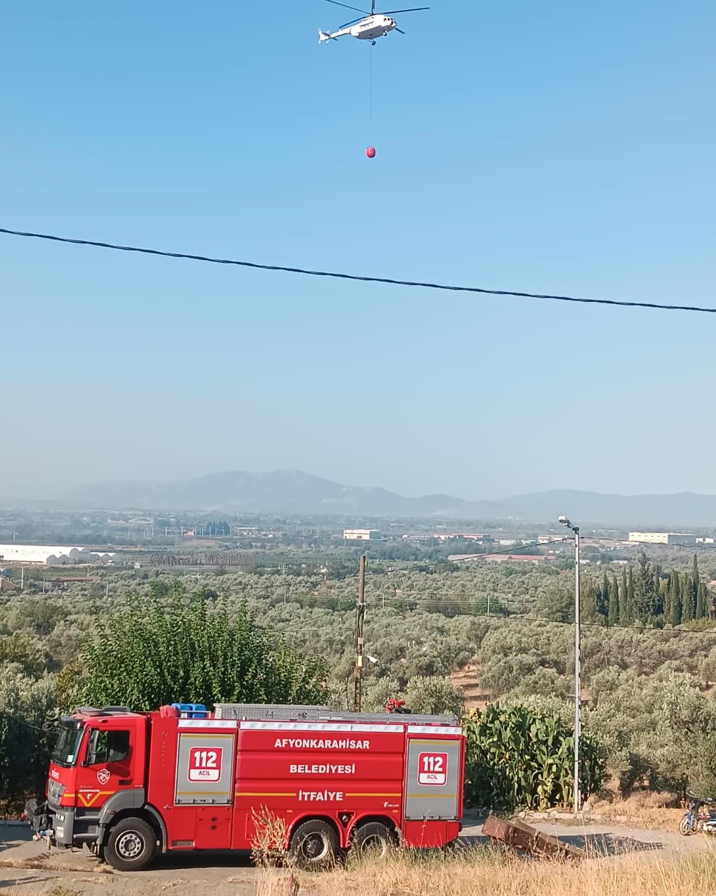 Afyonkarahisar İtfaiye Ekipleri İzmir'deki Orman Yangınında Çalışmalara Başladı