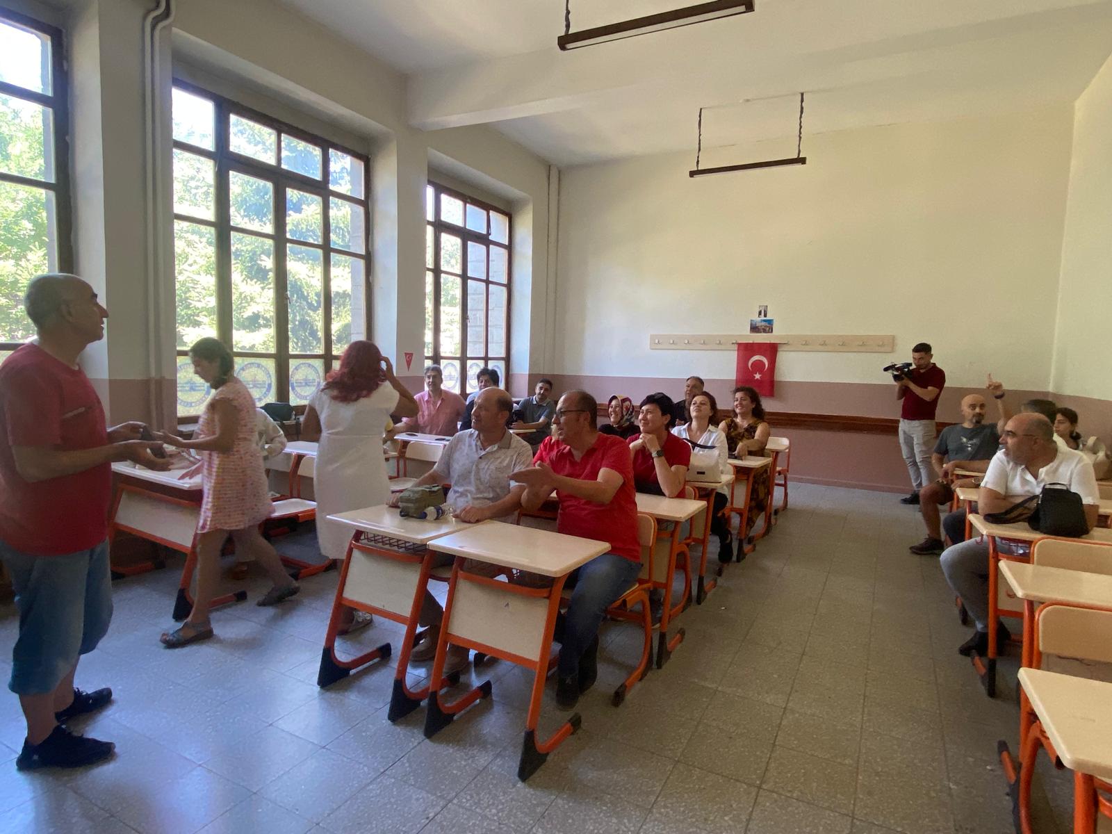 Afyon Lisesi 1991 Mezunları 33 Yıl Aranın Ardından Tekrar Buluştu!