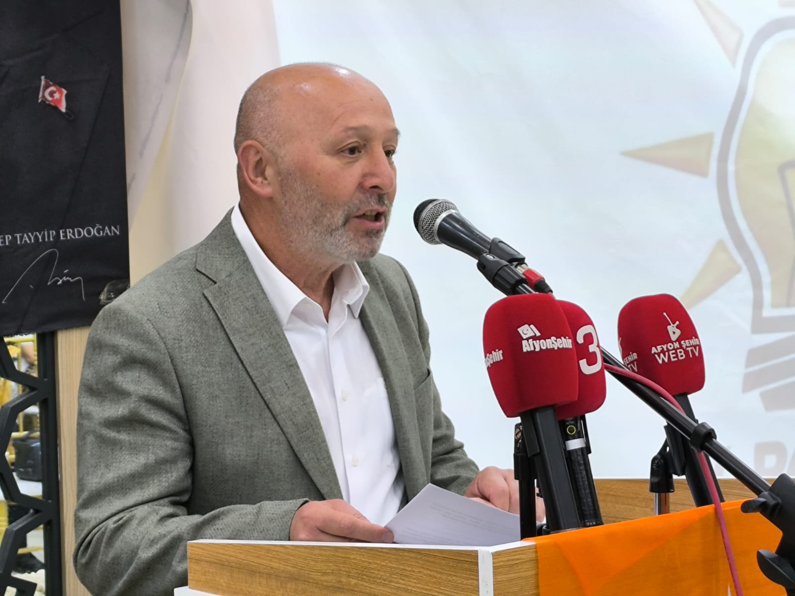“MİLLETİMİZİN İHTİYAÇLARINA YÖNELİK ÇALIŞMALAR YÜRÜTÜYORUZ”
