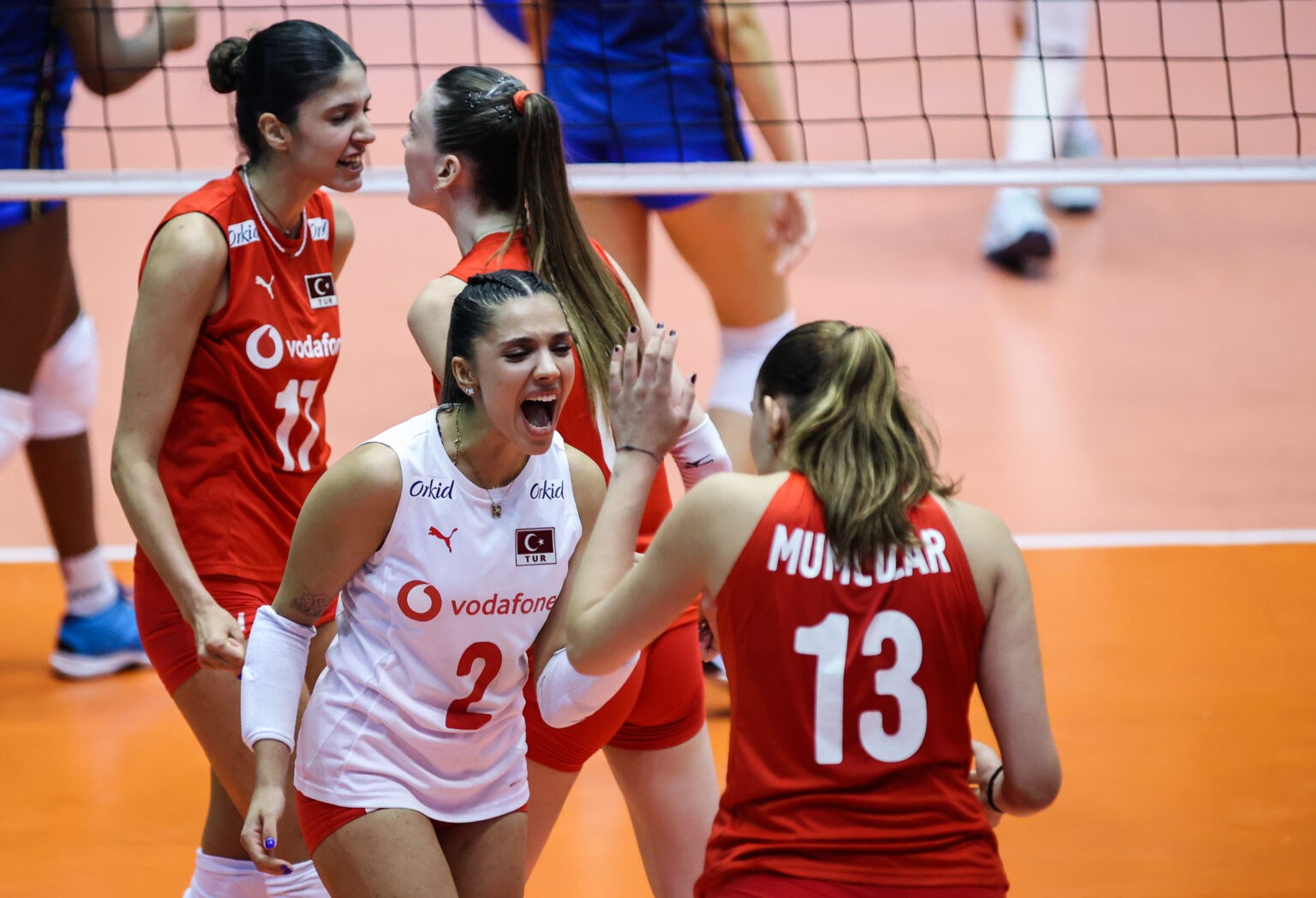 U20 KADIN MİLLİ VOLEYBOL TAKIMI FARK YARATTI