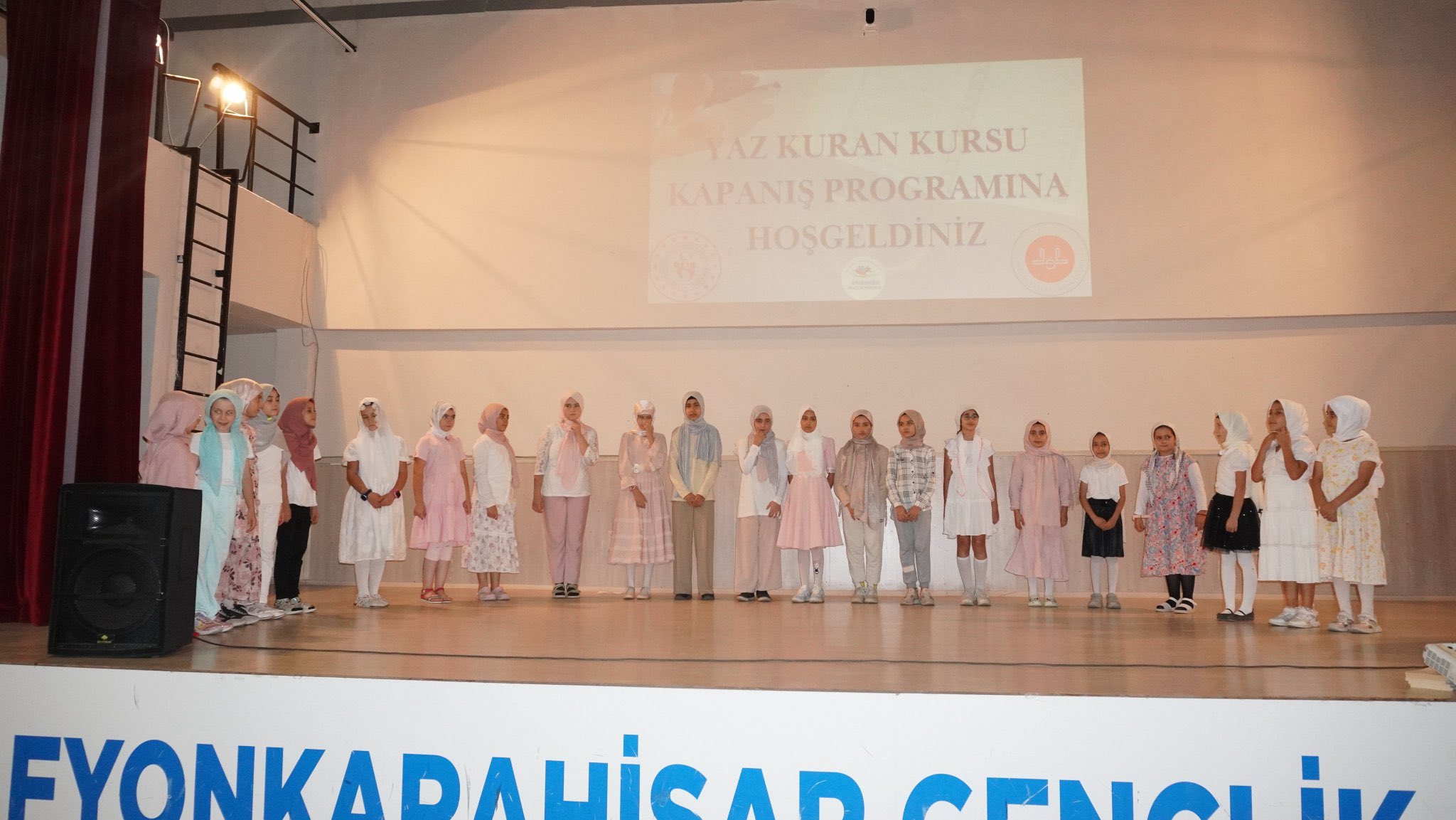 Gençlik Merkezleri ve Müftülükten Anlamlı Proje 400 Öğrenci Mezun Oldu