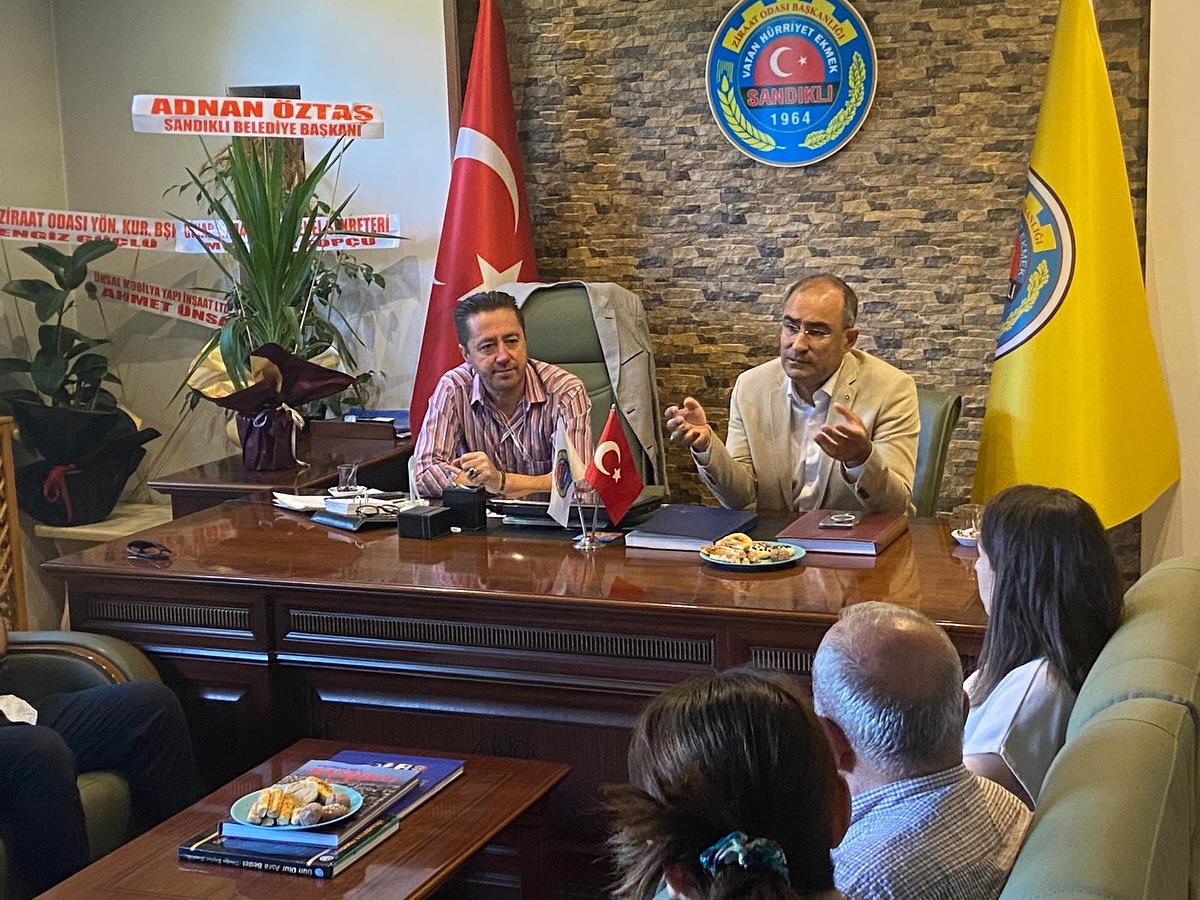 Milletvekili Arslan’dan Sandıklı Ziraat Odası Başkanı İnci’ye Ziyaret