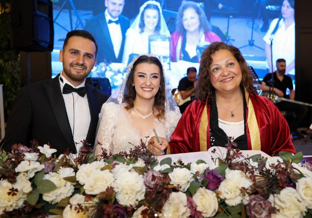 KÖKSAL MUTLULUKLARA ORTAK OLMAYA DEVAM EDİYOR