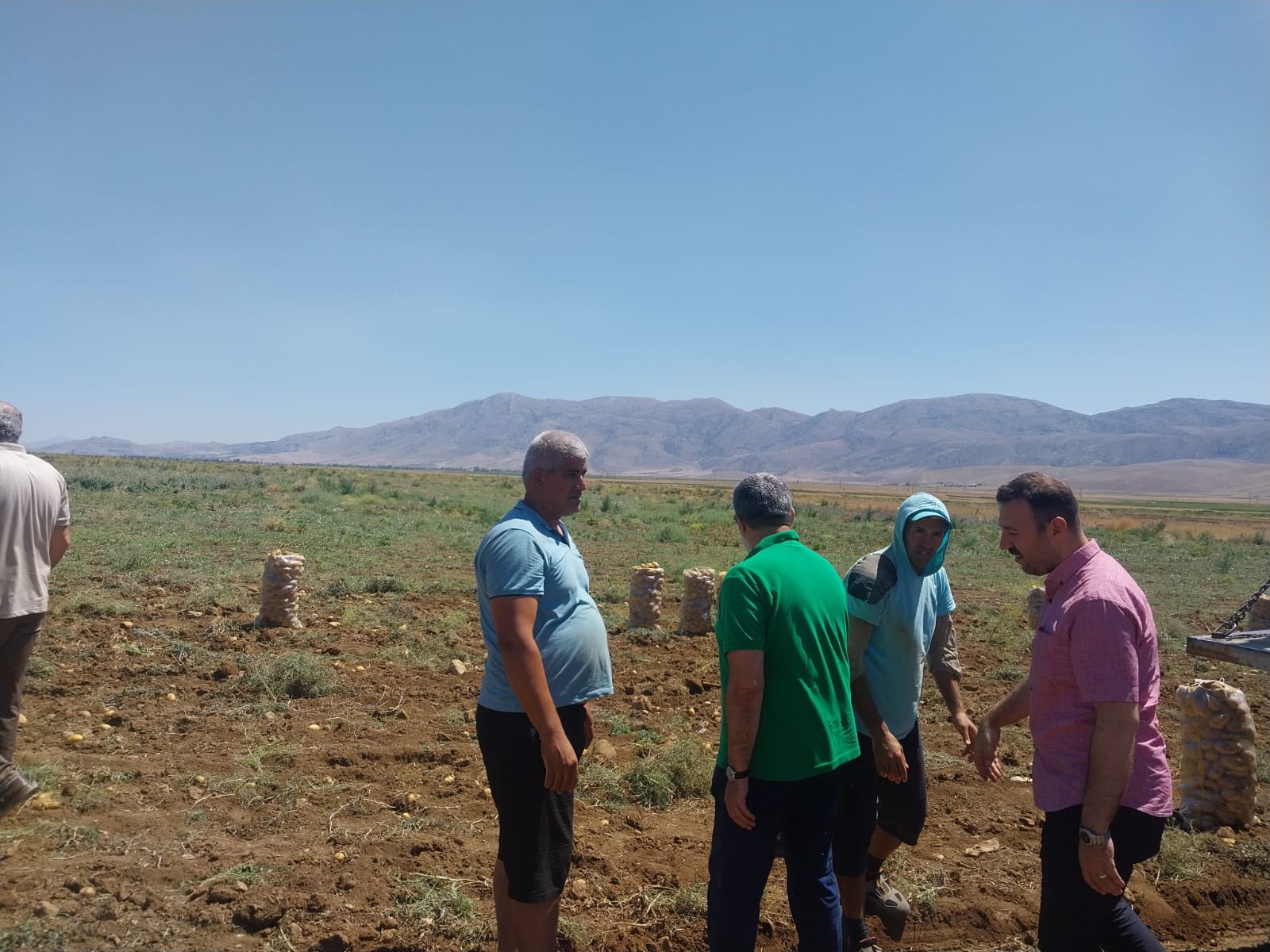 Milletvekili Özkaya Patates Üreticileriyle Bir Araya Geldi