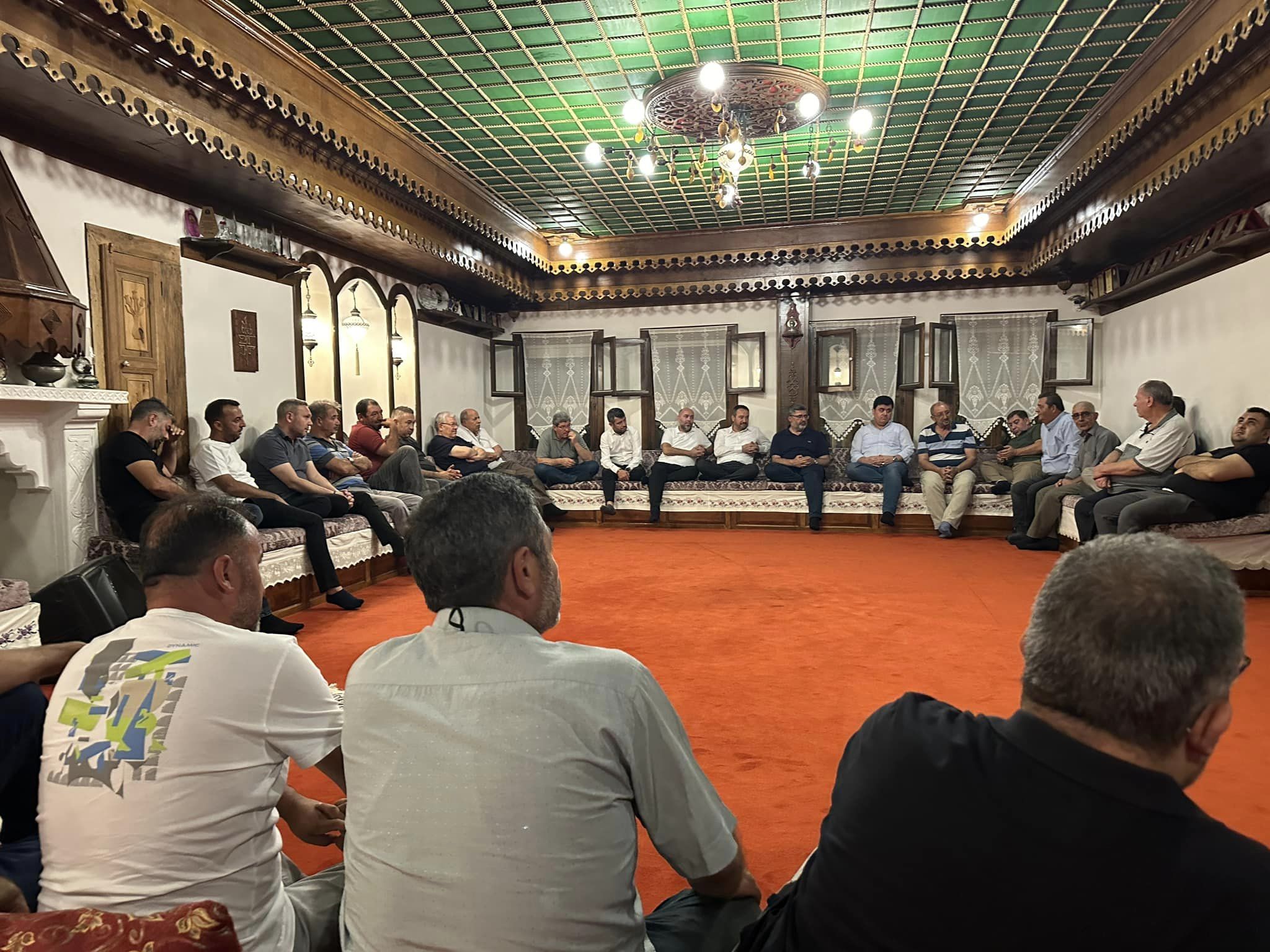 Özkaya, Sandıklı İlçesinde AK Parti Teşkilatı ile Bir Araya Geldi