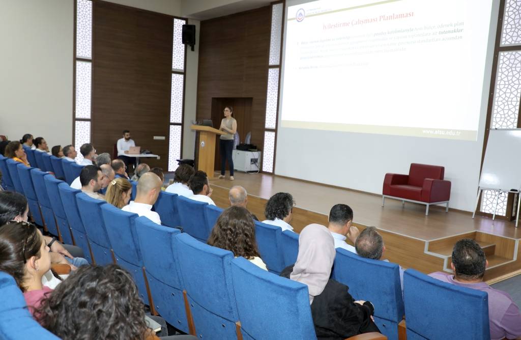 Kalite Güvencesi İyileştirme Çalışmaları Değerlendirme Toplantısı Yapıldı