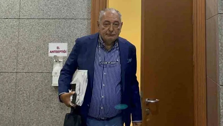 Ünlü sunucu Reha Muhtar yoğun bakımda! Entübe edildi!