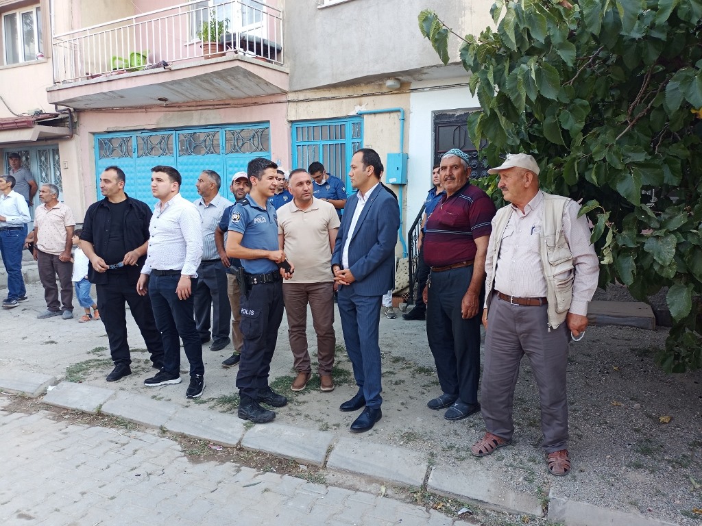ÇAY'DA ÇIKAN YANGIN KORKUTTU