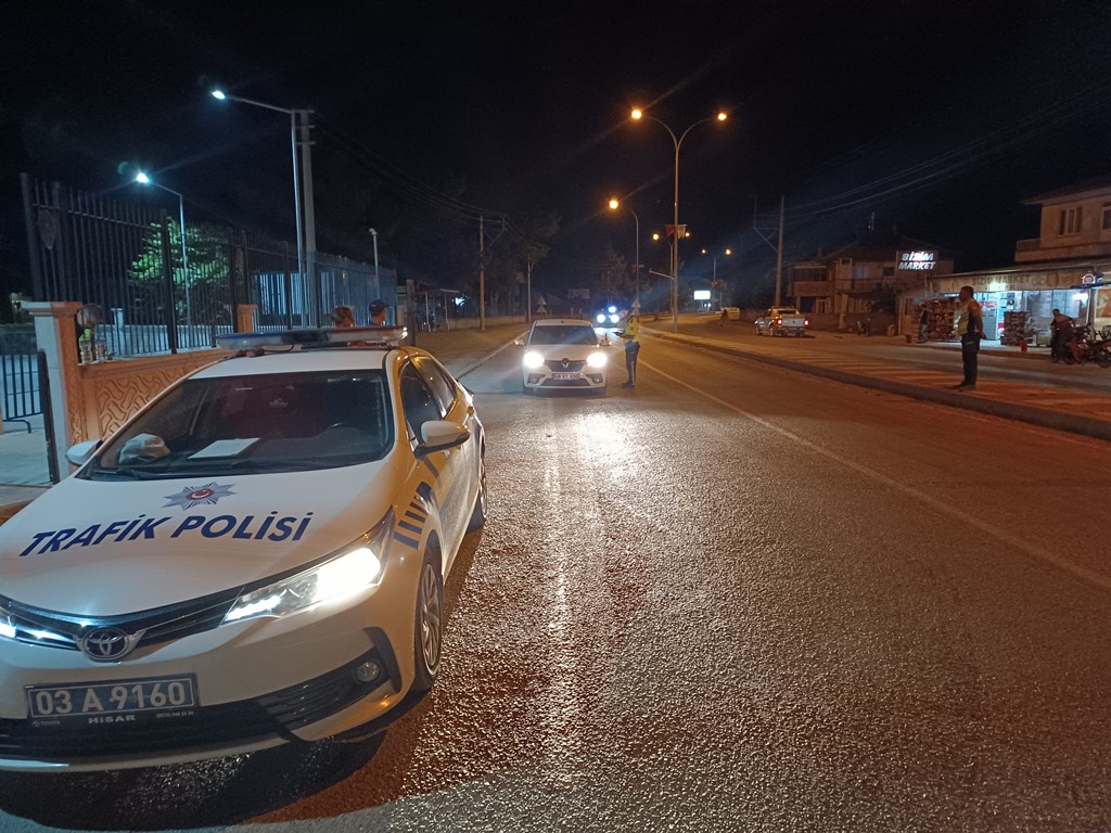ŞUHUT'TA ALKOL DENETİMİ YAPILDI