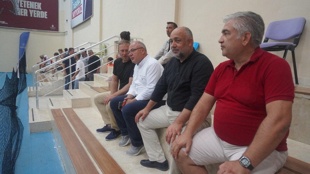 12 YAŞ TÜRKİYE SERİSİ 5. YAZ KUPASI AFYON'DA SÜRÜYOR