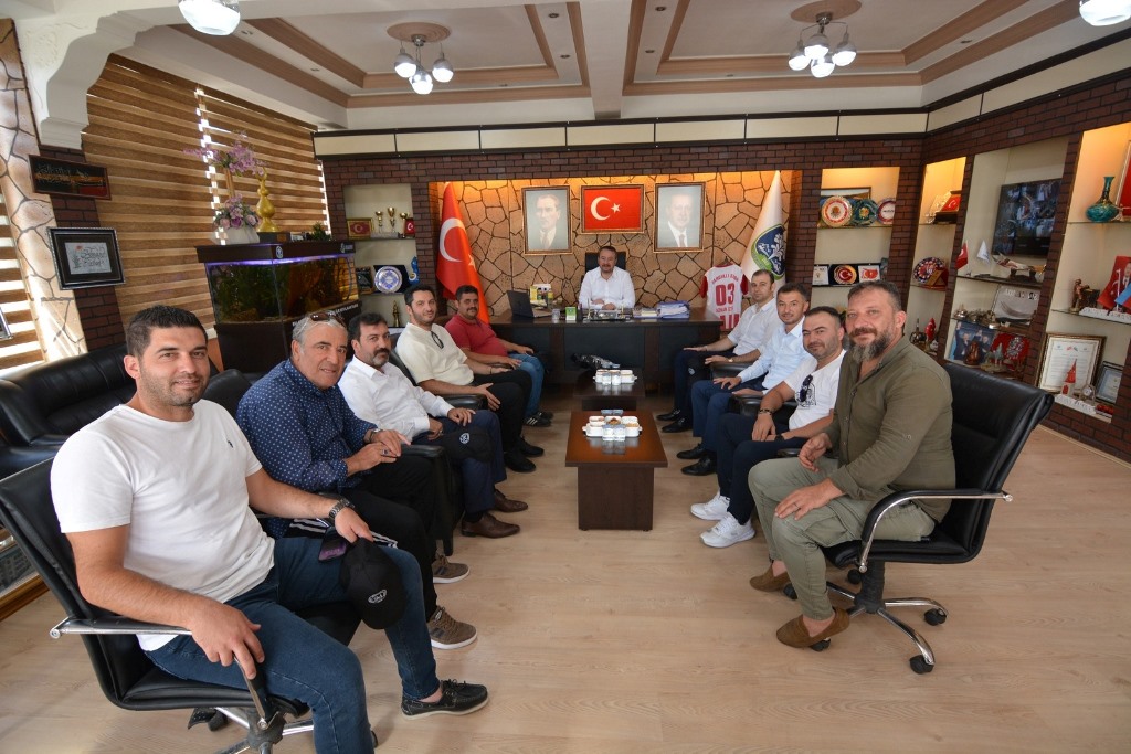 BAŞKAN ÖZTAŞ SANMOK'U MAKAMINDA AĞIRLADI