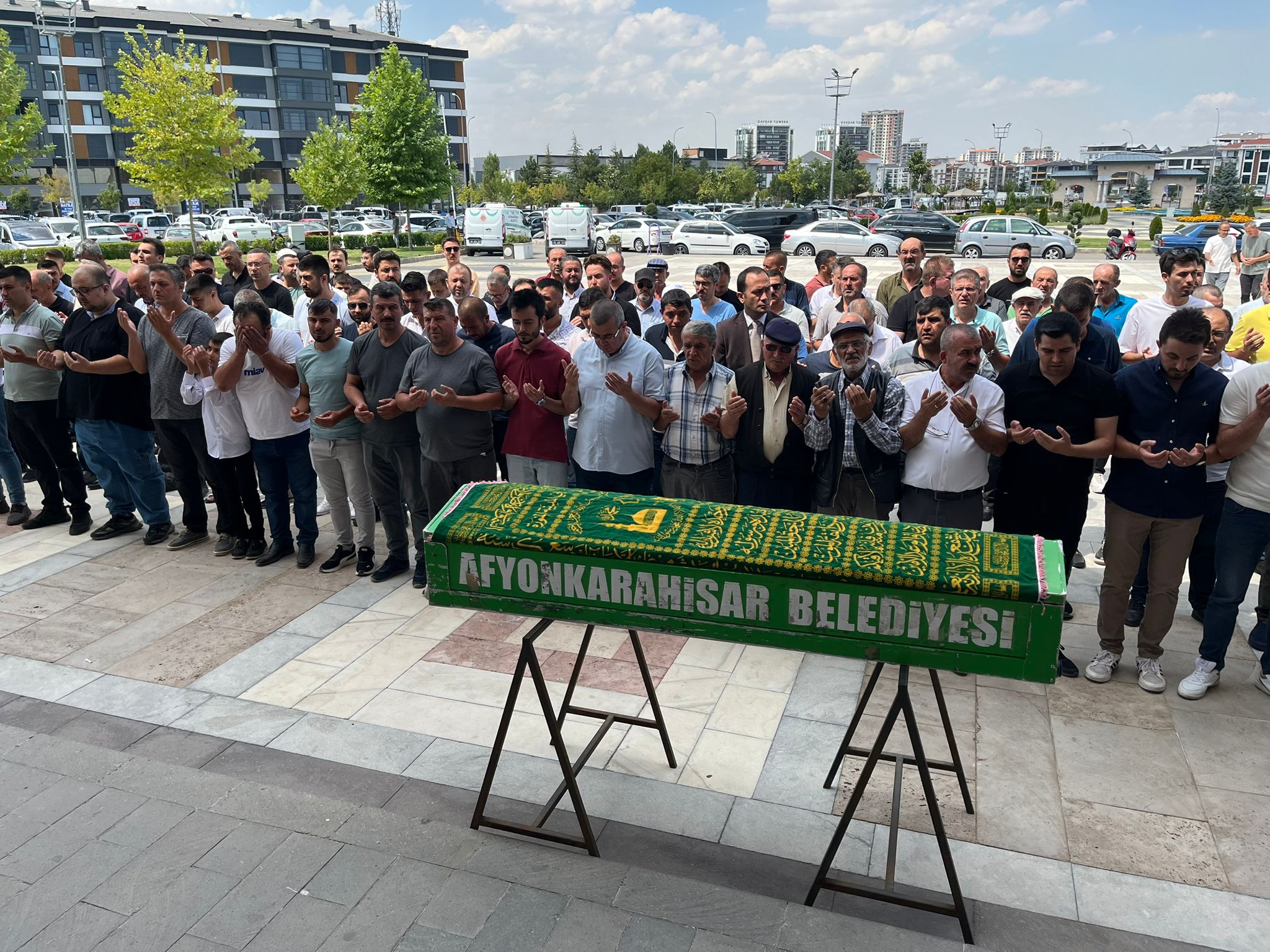 Hasan Nizamoğlu Son Yolculuğuna Uğurlandı