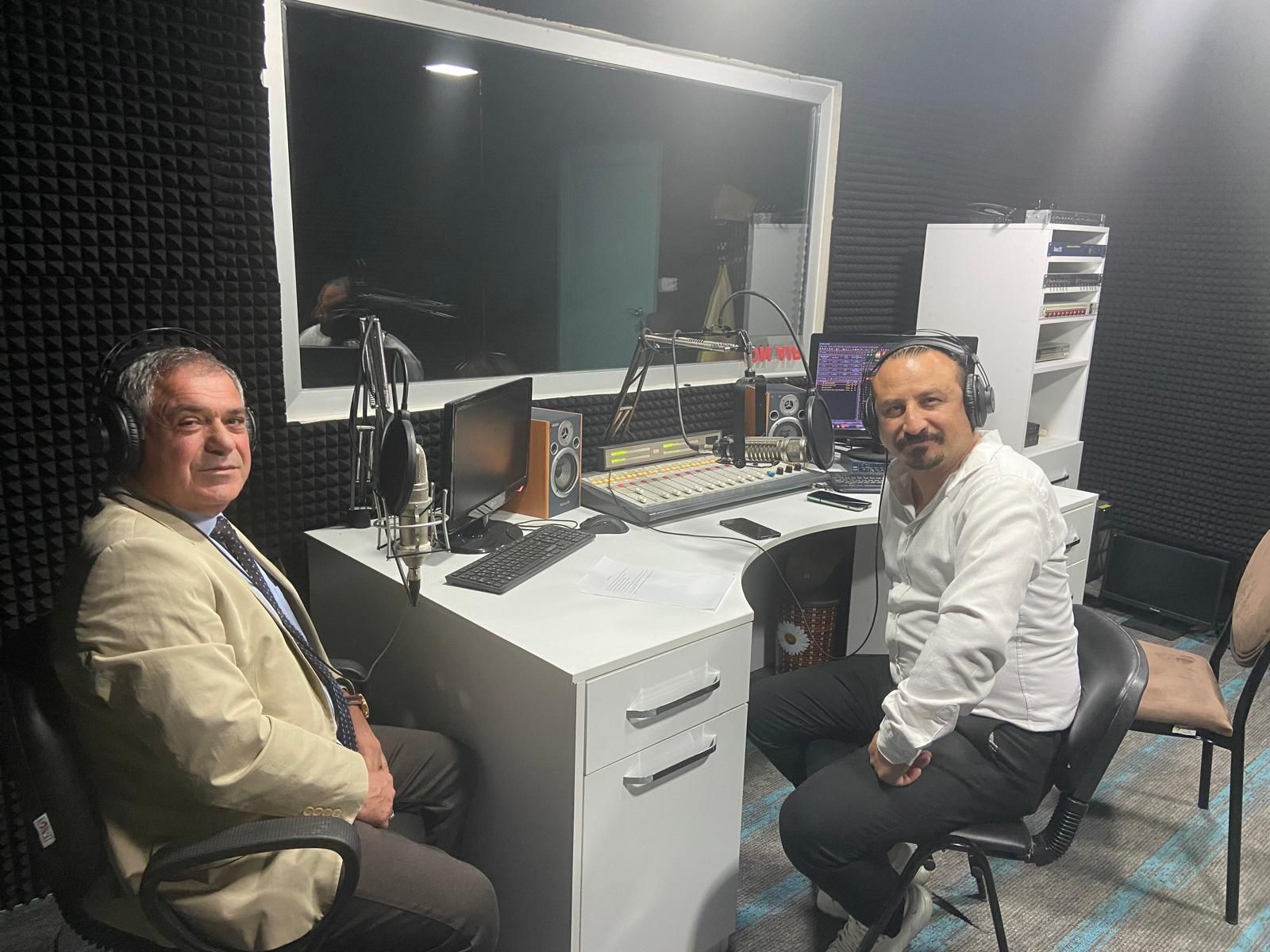 Radyo Hisar ve Radyo Tek Öğrenciler İçin Ortak Yayın Yaptı
