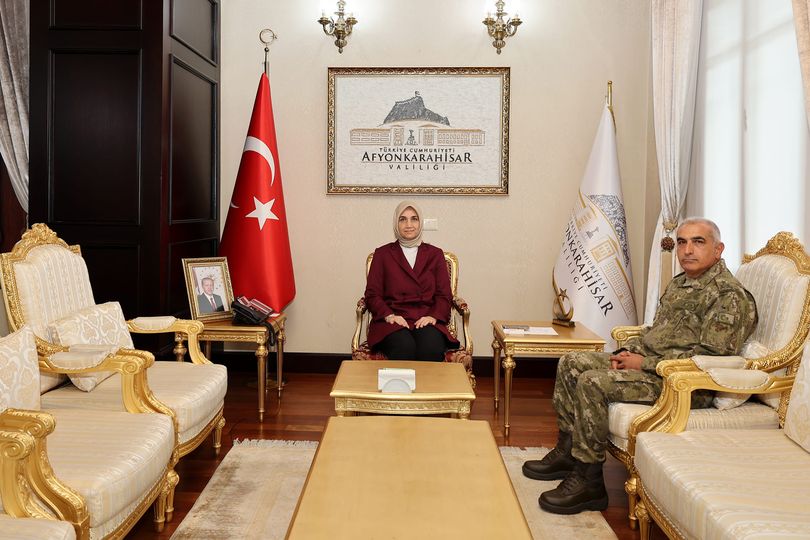 Yeni Garnizon Komutanı Dağlı Vali Yiğitbaşı’yı Ziyaret Etti