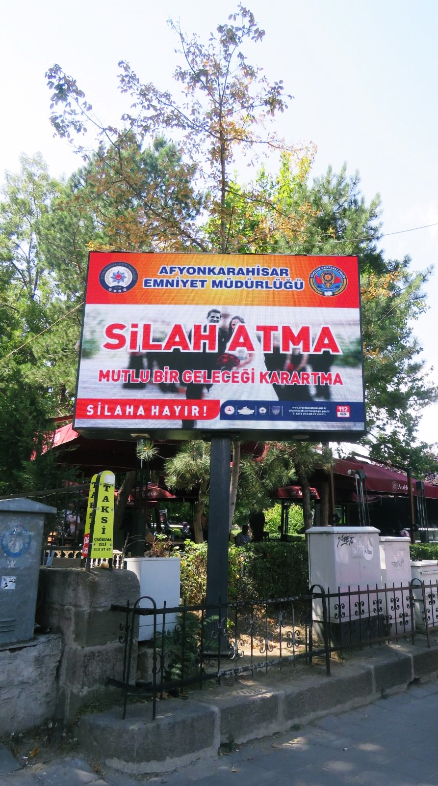 Müdür Ay ve Ekibi Magandalığa Geçit Vermiyor