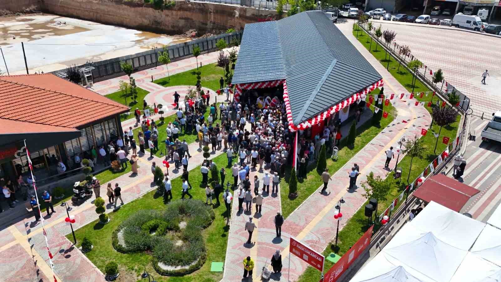 Afyon'da Halk Lokantası'nda bugün neler var? İşte günün menüsü...