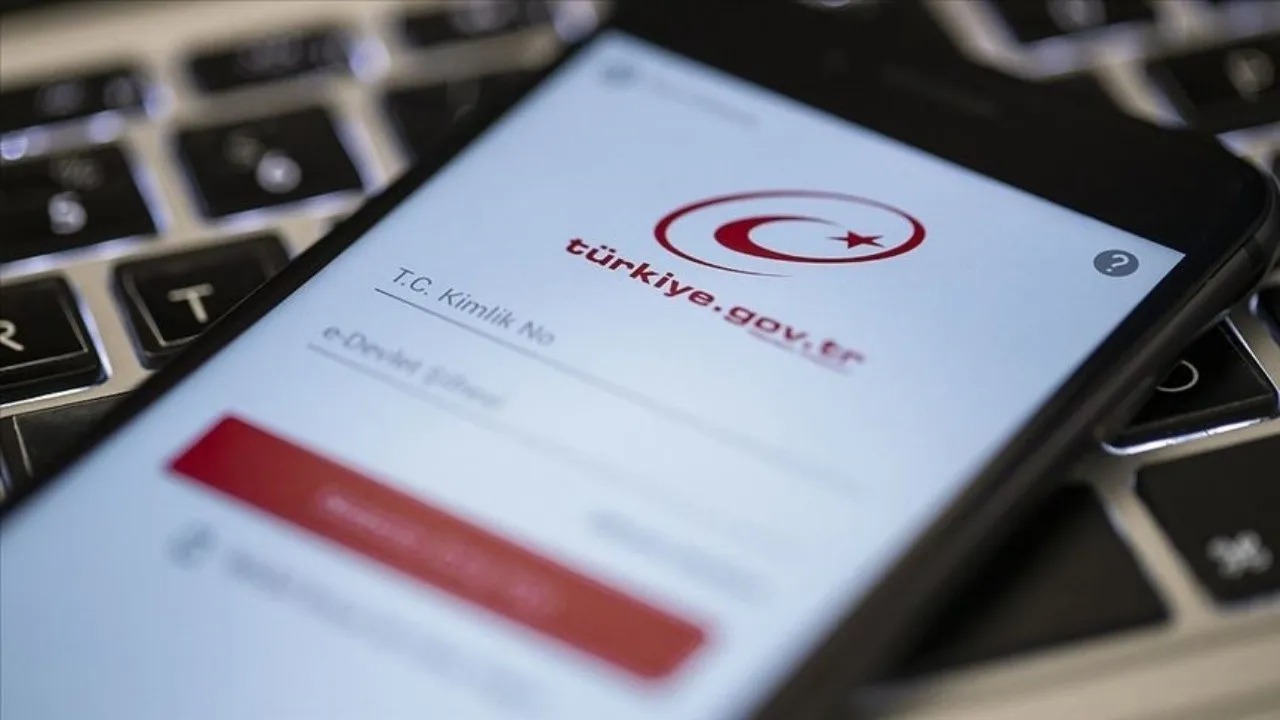 PTT iş yerlerinden alınan e-Devlet şifresi 4 milyona ulaştı