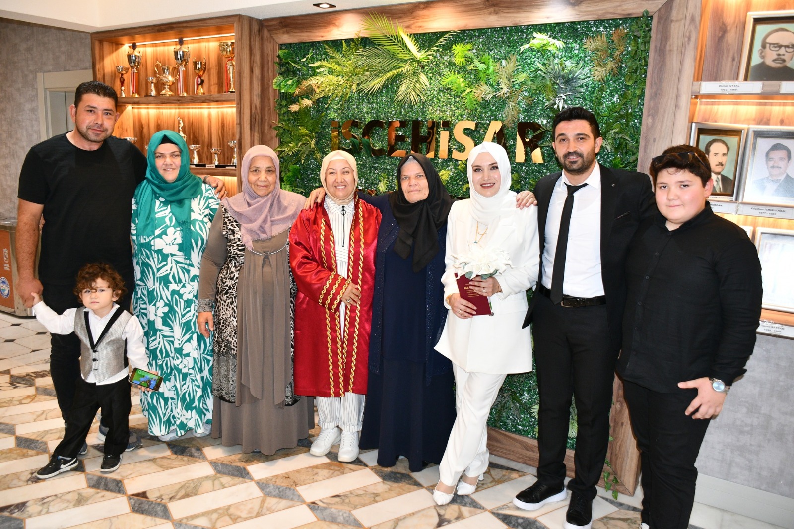 BAŞKAN KILINÇARSLAN GENÇ ÇİFTİN MUTLULUĞUNA ORTAK OLDU