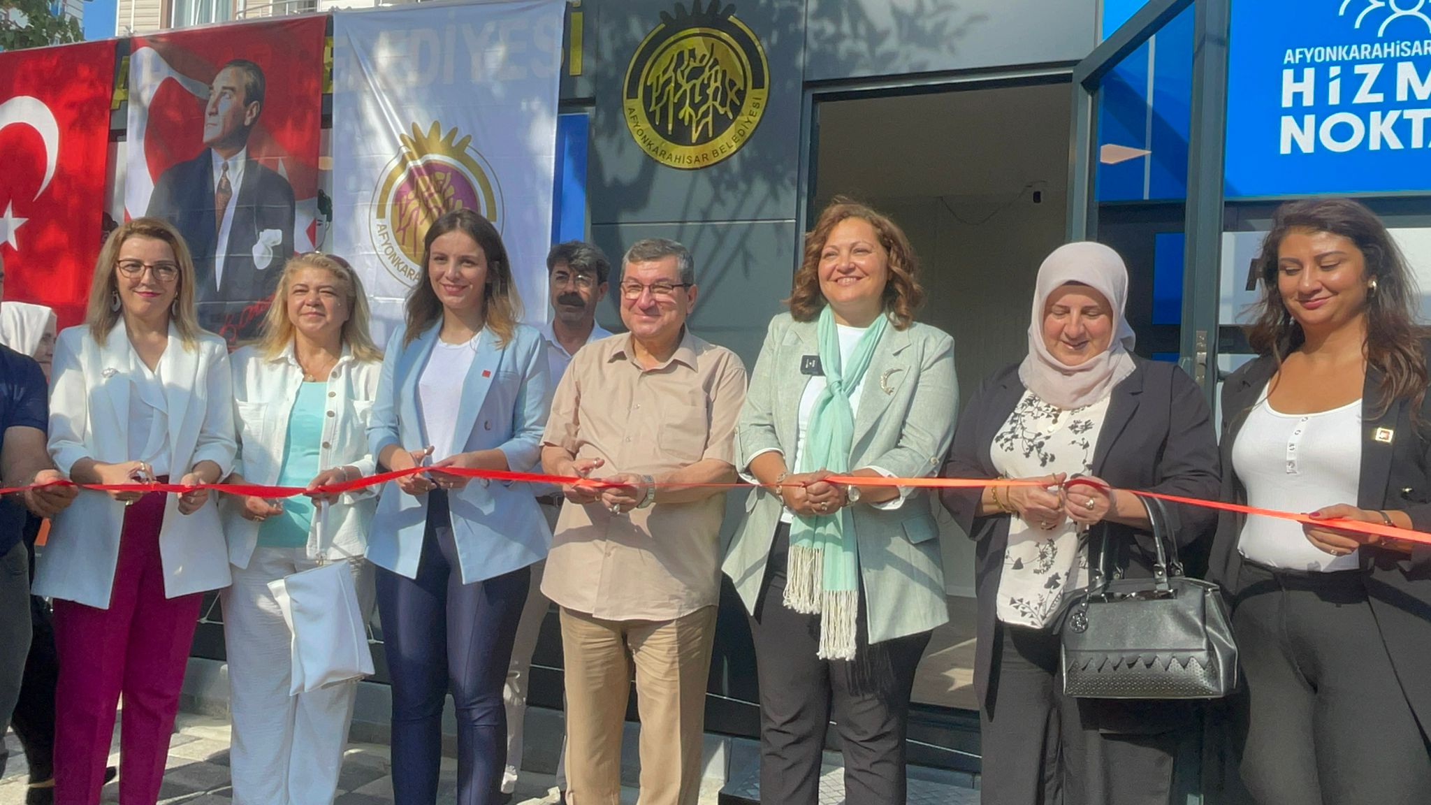 Belediyenin İkinci Hizmet Noktası Ataköy'de Açıldı