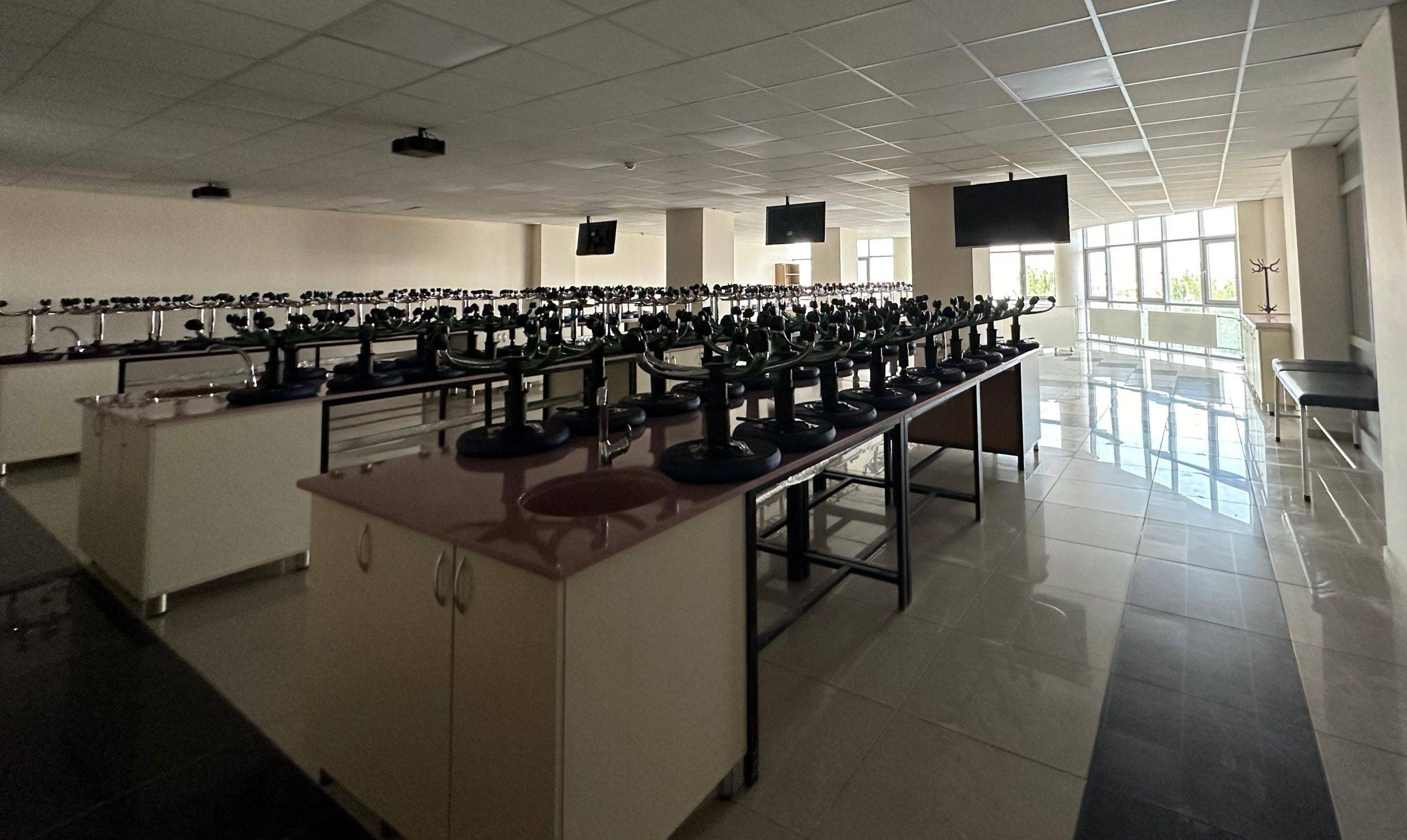 AFSÜ Tıp Fakültesi Laboratuvarları Yenilendi