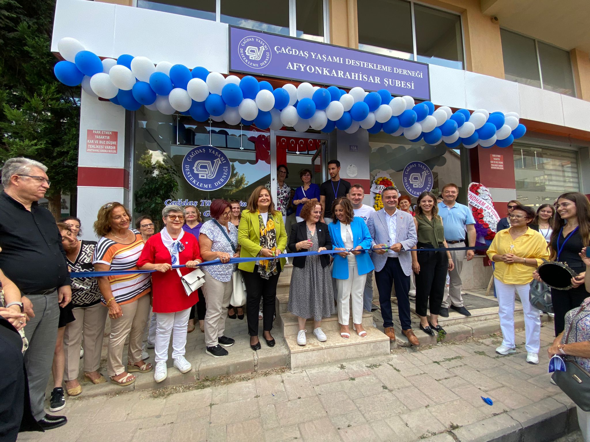 Çağdaş Yaşamı Destekleme Derneği Afyonkarahisar Şubesi Açıldı