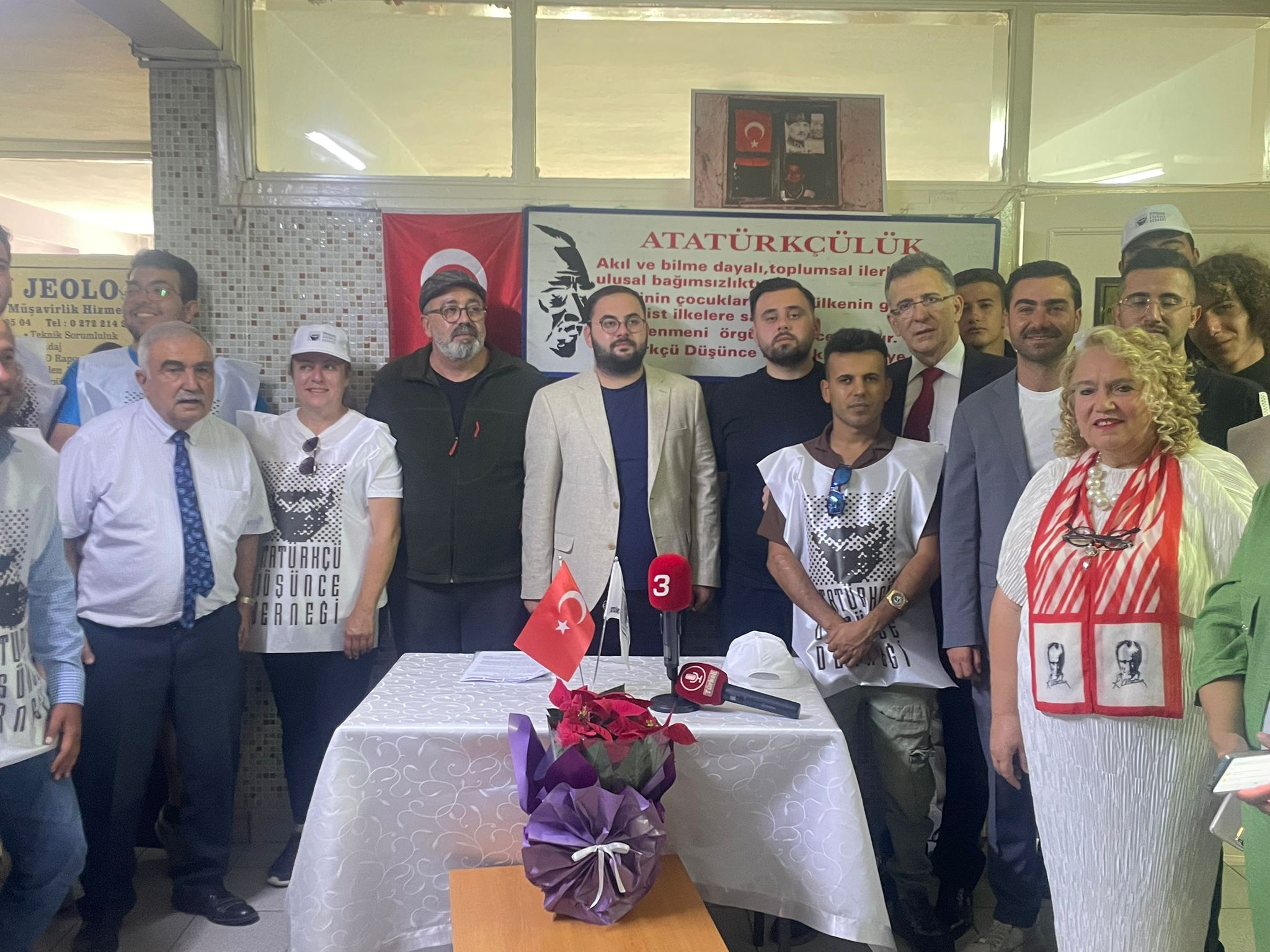 Afyonkarahisar ADD'den Zafer Bayramı Açıklamaları: "Gençlerimiz, Mustafa Kemal Atatürk'ün emanetidir"