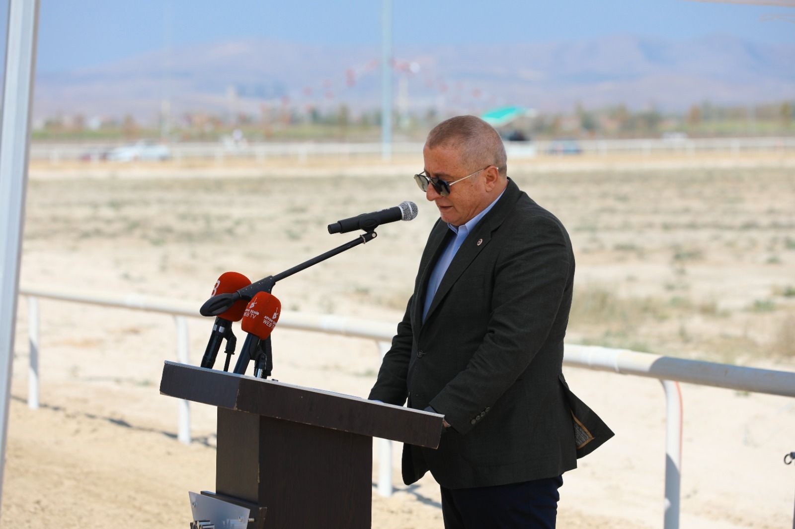 Afyon’da Rahvan Binicilik Zafer Kupası Heyecanı Yaşandı