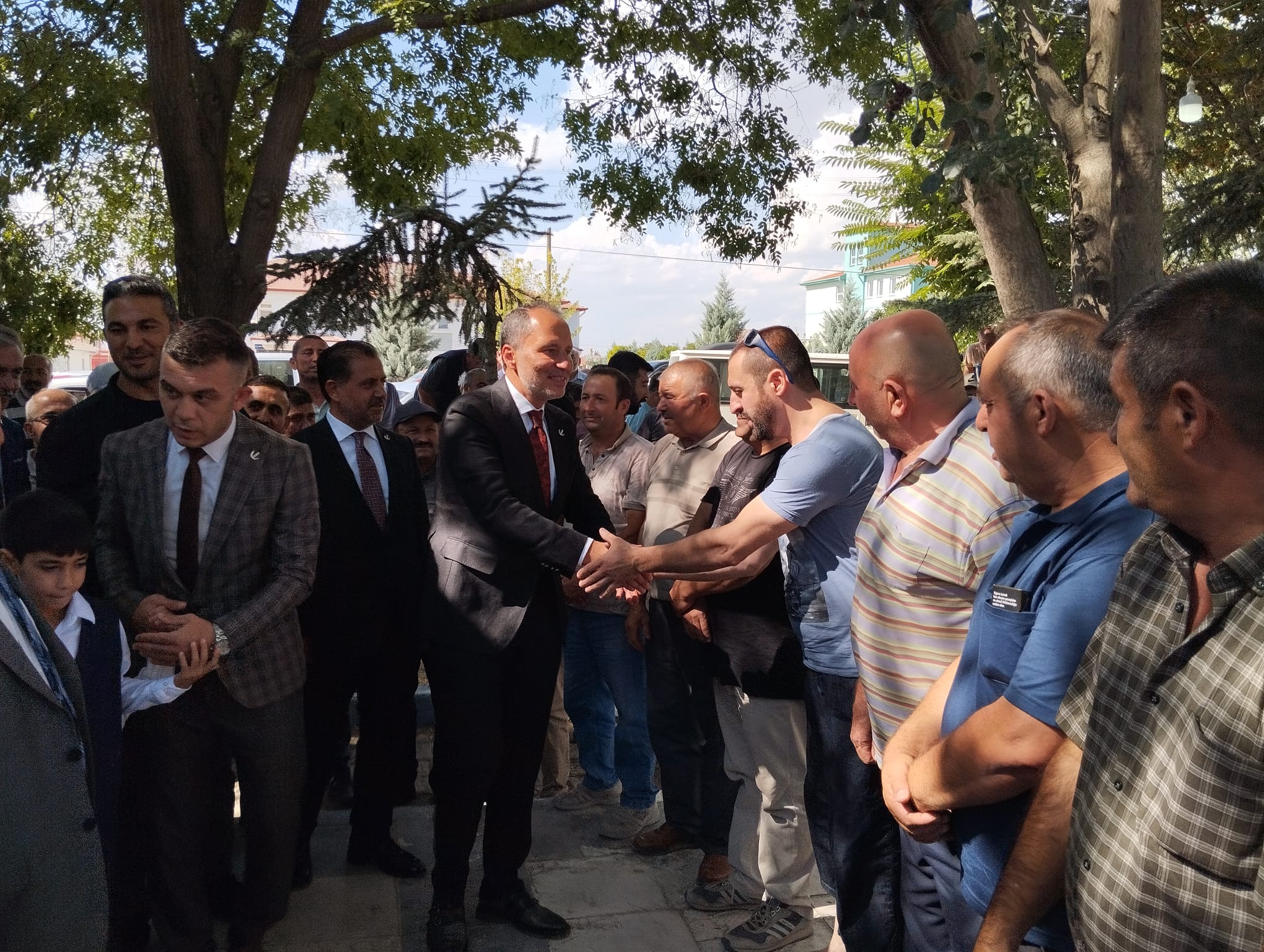 YRP Lideri Erbakan, Afyon'daki Yeniden Refah'lı Belediyeleri Ziyaret Etti
