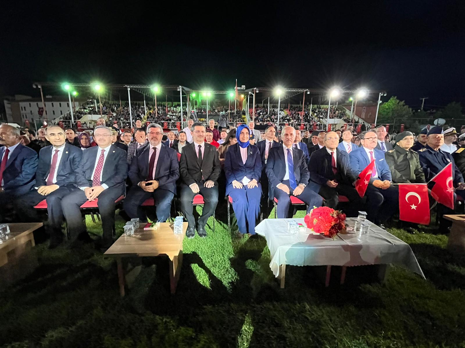 TÖRENLER STADYUMA TAŞINDI