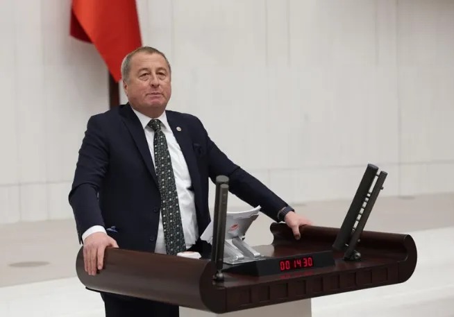 “Tarafsızlık ilkesinin tekrar hatırlatılması gereği hasıl olmuştur”