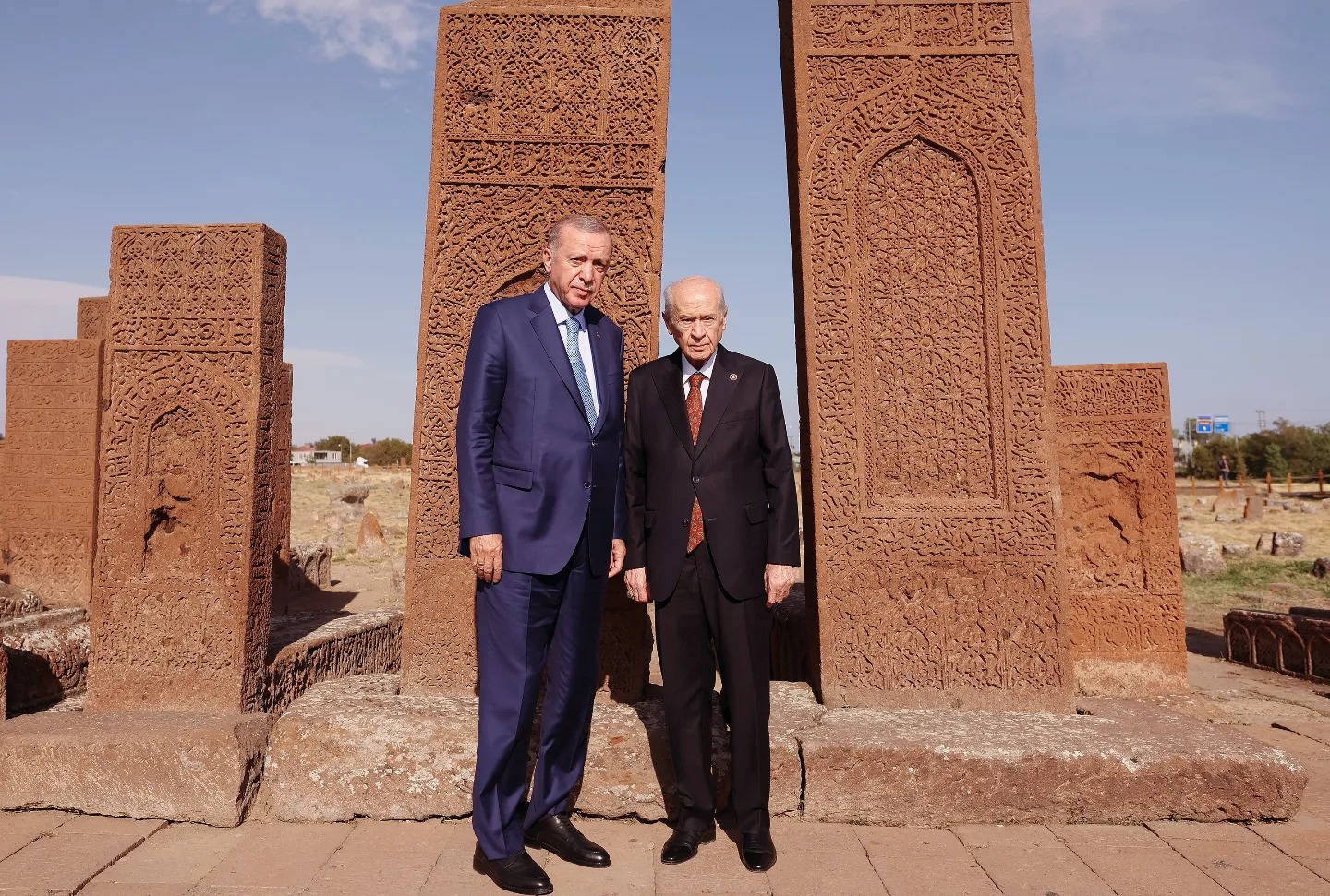 TAYTAK'TAN ERDOĞAN VE BAHÇELİ PAYLAŞIMI