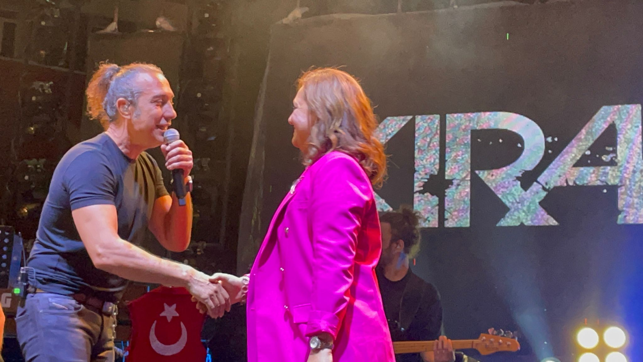 "AFYONKARAHİSAR ÇOK ŞANSLI, SİZİN LİDERLİĞİNİZDE DAHA DA PARLAYACAK"