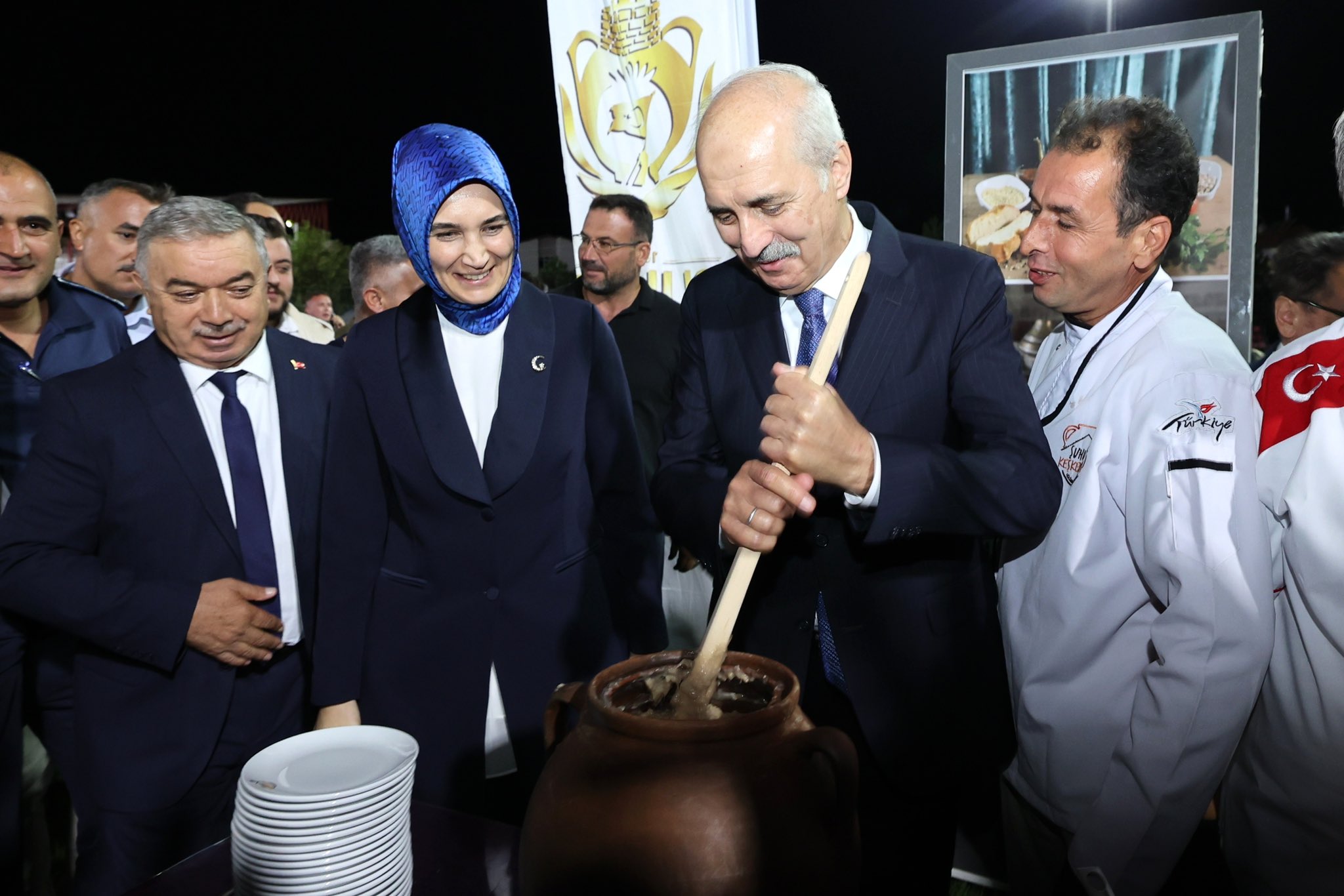 TBMM Başkanı Kurtulmuş Meşhur Keşkek Küpünün Başına Geçti