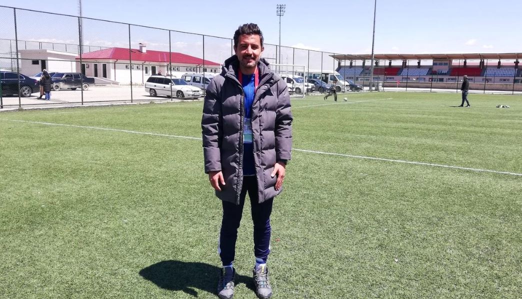 EMİRDAĞ  SPOR KURTAY İLE YOLA DEVAM EDİYOR