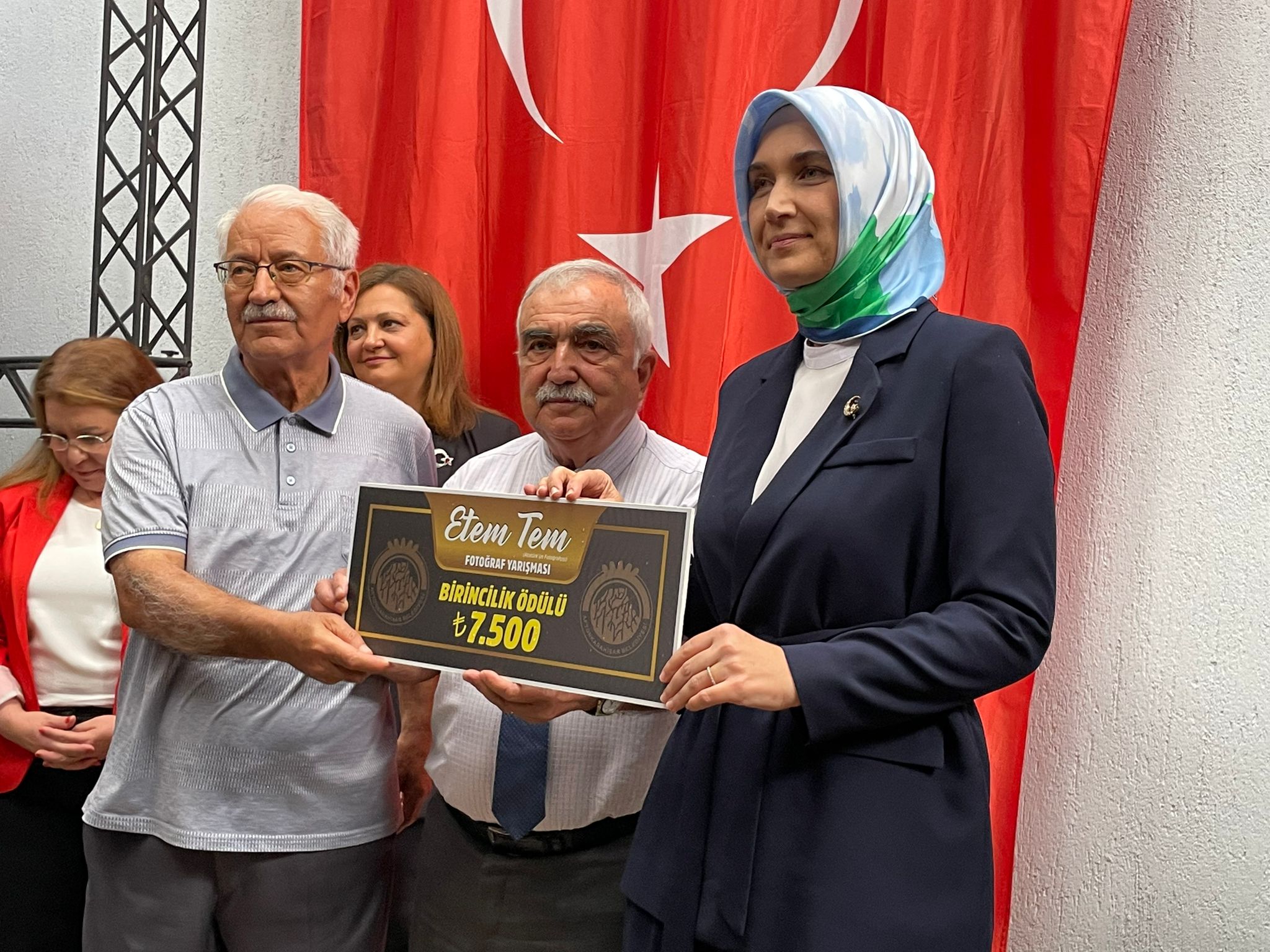 6. Ethem Tem Fotoğraf Sergisi Taş Medrese’de Açıldı!
