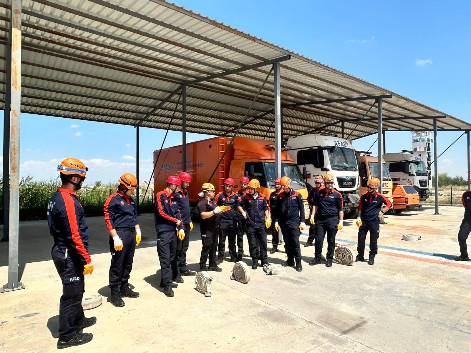Afyonkarahisar’da Arama Kurtarma Teknisyenleri Eğitimlerini Tamamladı