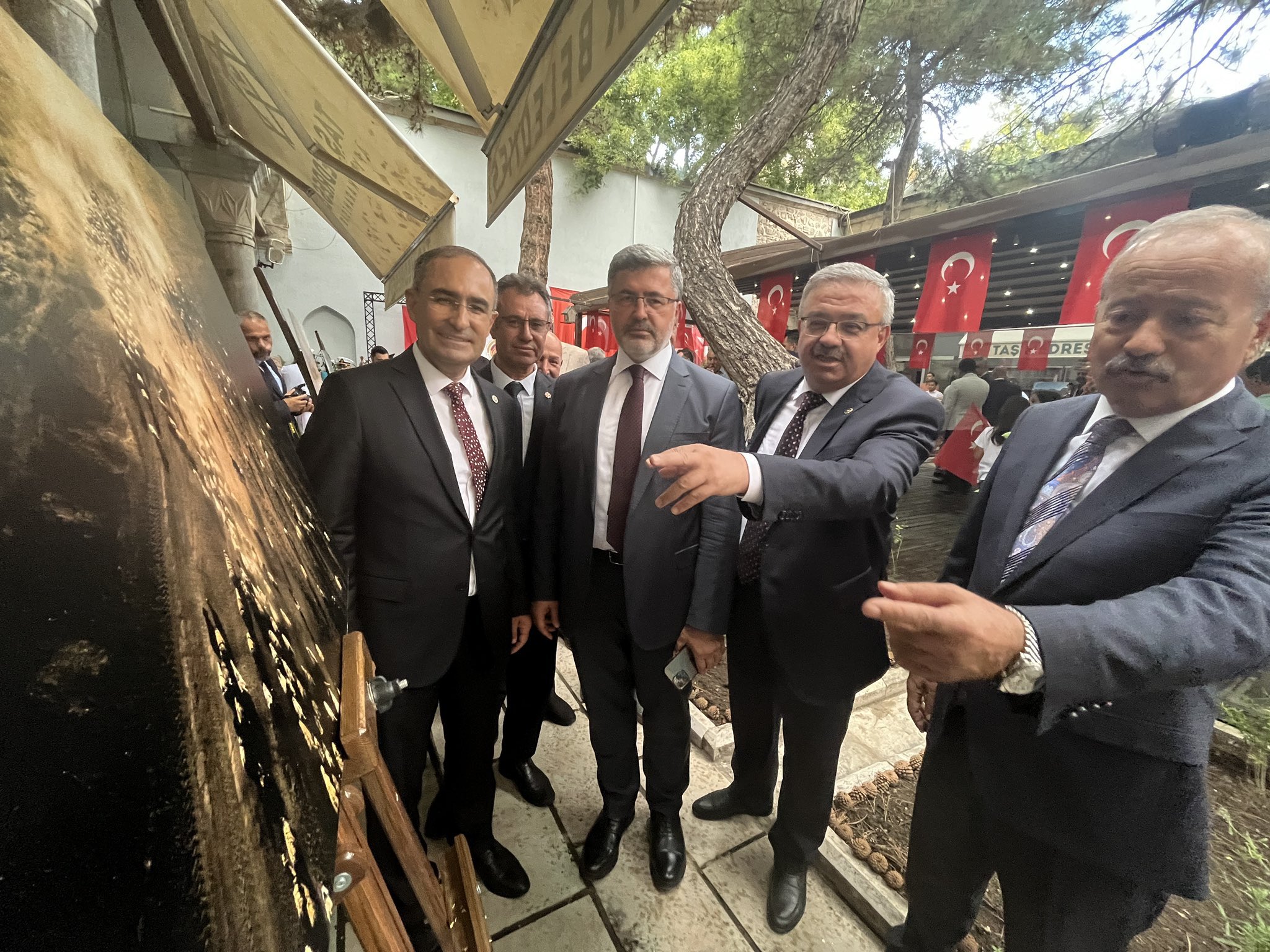 Cumhur İttifakı Milletvekilleri Kültür ve Sanata Destek Veriyor
